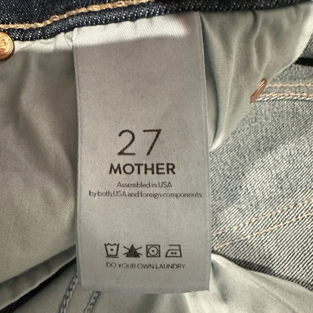 MOTHER "The Cha Cha Fray" Girl Crush High-Rise Flare Jeans | Size 27 - Picture 7 of 14